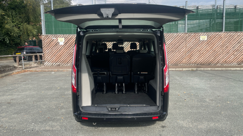 Ford Tourneo Custom Transit Custom Tourneo L2 Diesel Fwd 2.0 EcoBlue 150ps Low Roof 8 Seater Titanium